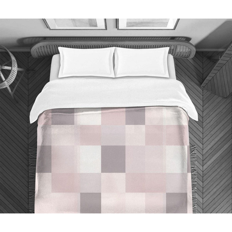 Checkered Comforter, Twin Extra Long Comforter