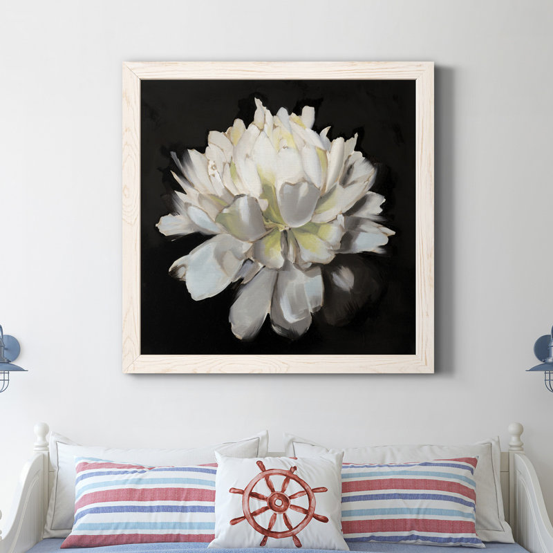 Toile encadrée de qualité supérieure «All Aflutter» - prête à être accrochée, Cadre blanc, H 31,5 po x l 31,5 po x P 1,5 po