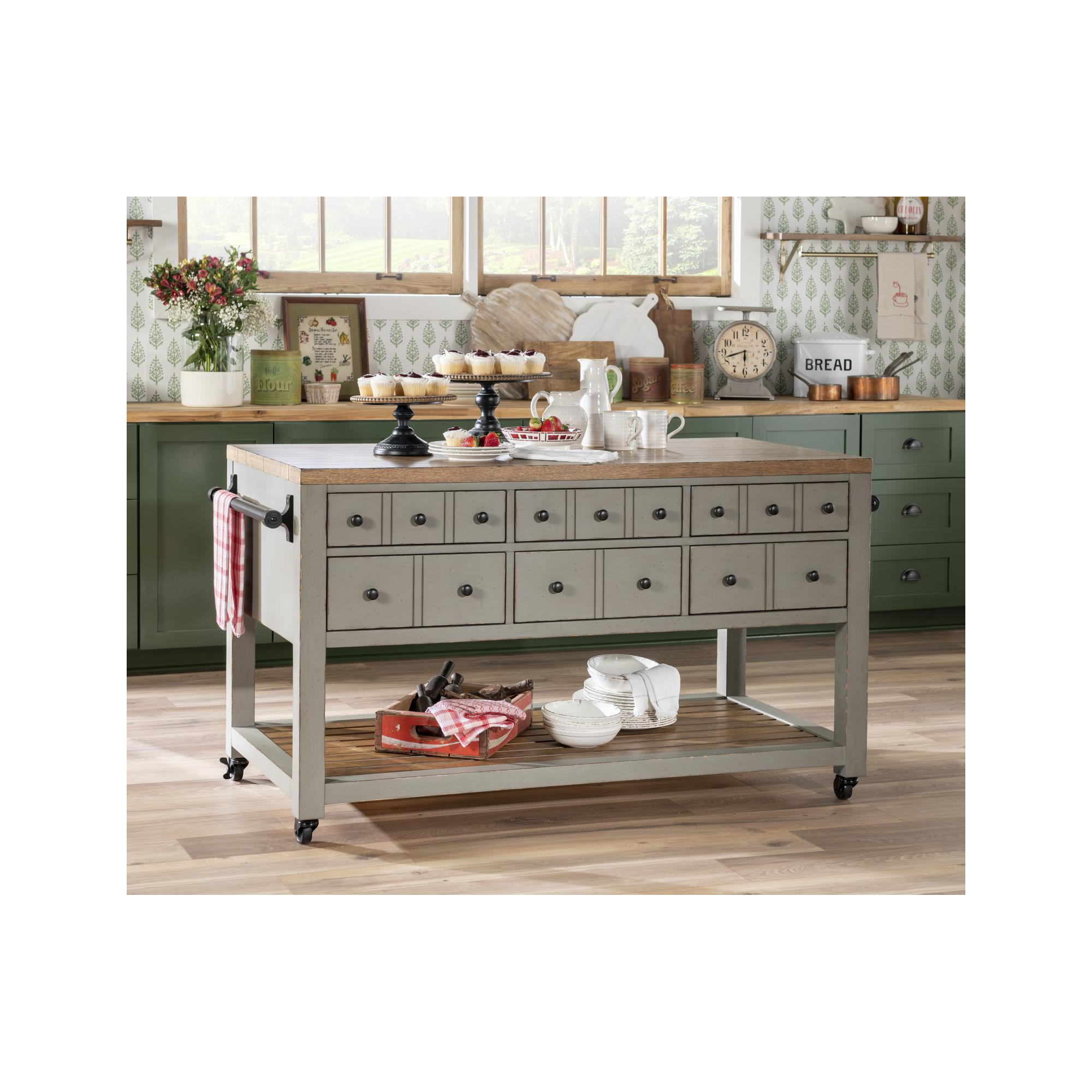 Country Living Kitchen Island, Green