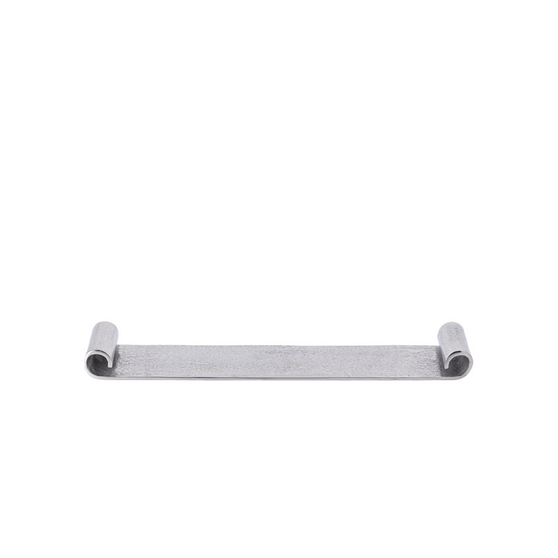 Plateau à volutes en aluminium, L 31 po x P 10 po x H 2 po, Argent argent