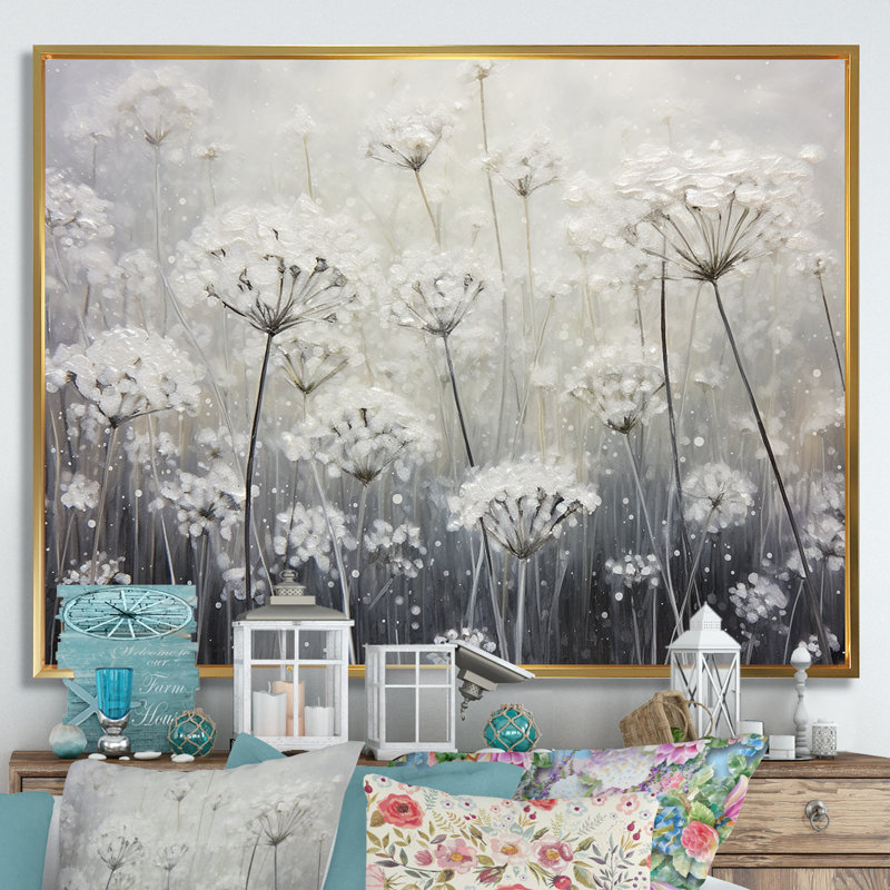 Champ floral opalescent brumeux I, Cadre flottant doré, H 12 po x l 20 po x P 1,5 po