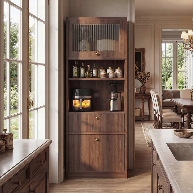 Grand garde-manger autoportant de 71 pouces avec tablettes réglables, tiroir et ensemble anti-basculement pour le rangement de la cuisine et de la salle de bain