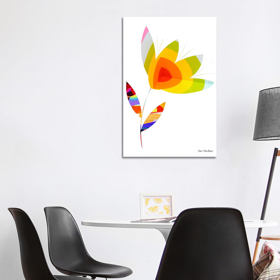 Street Art Flower I von Seven Trees Design - Galerie-verpackte Leinwand Giclée auf Leinwand