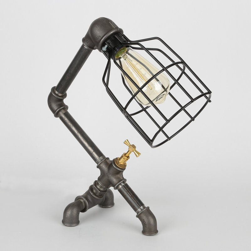 Lampe de table industrielle noire, 10,2 po x 11,0 po x 11,8 po | Fabrication 100% tuyau en fer, douille E27, câble de 5,9 pi | Conception moderne et moderne, parfaite pour les intérieurs de chalet / chalet et contemporains, touche décorative unique