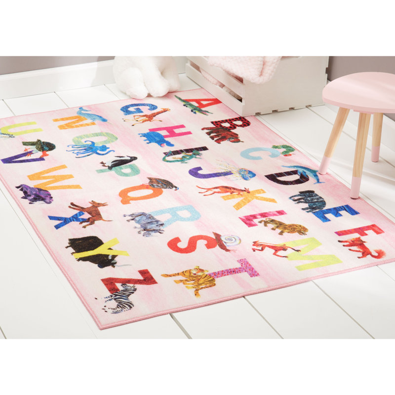 Tapis Eric Carle, Rectangle 4 pi 11 po x 6 pi 6 po, Rose