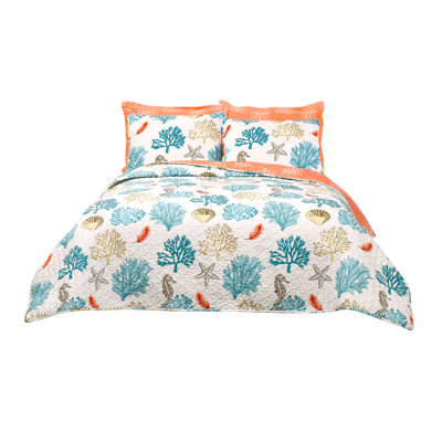 Coastal Reef Feather Reversible Quilt Set