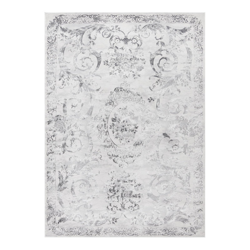 Senter Oriental Indoor Rug, Rectangle 7' x 10'