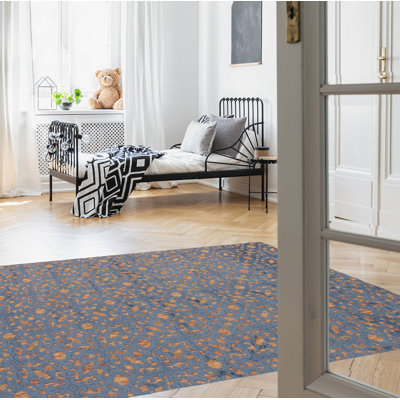 Cudahy Silk Floral Indoor Rug
