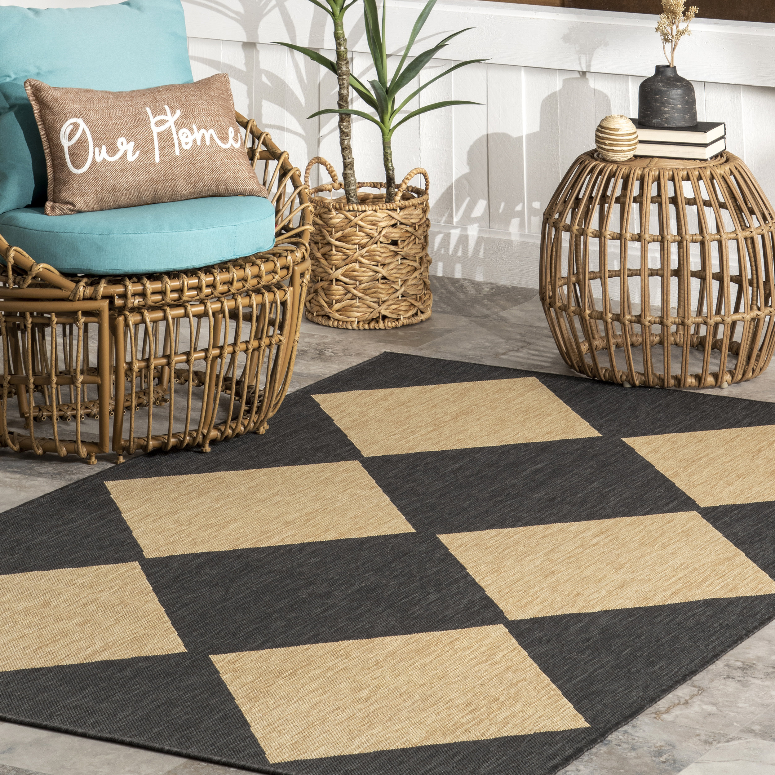 Union Rustic Loretta Geometric Indoor/Outdoor Area Rug for Living Room ...