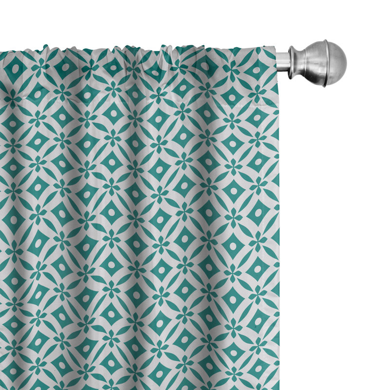 Rideaux géométriques à 4 pétales East Urban Home, L 56 po x L 84 po