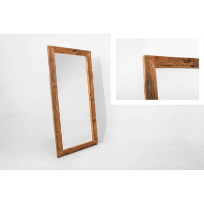 Mackynsie Mirror