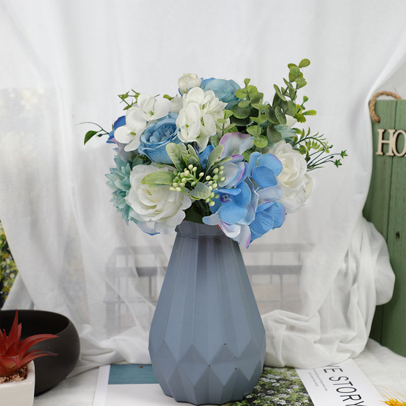 Bouquets de mariage bleus pour demoiselles d'honneur