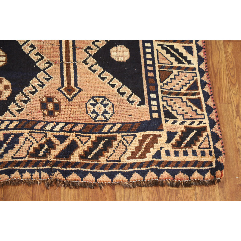 Tapis traditionnel à motif géométrique antique 9
