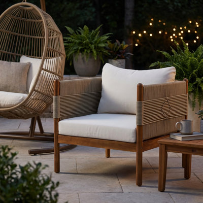 Fauteuil club d'extérieur en bois d'acacia durable avec tissage en corde de diamant respirant et coussins épais et moelleux