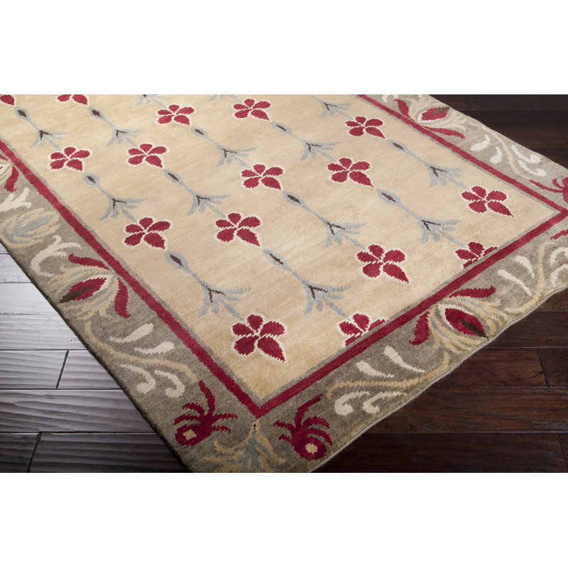 Amoros Hand Knotted Wool Oriental Indoor Rug, Rectangle 5' x 8'