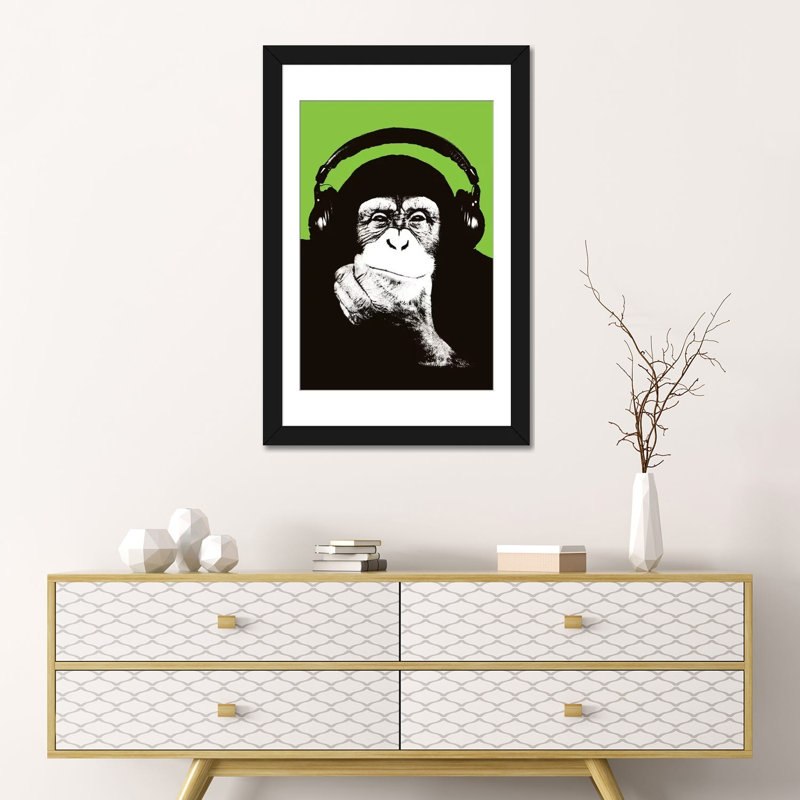 «New Monkey Head VI», reproduction d'impression sur toile, H 24 po x l 16 po x P 1 po, Papier beaux-arts encadré noir, Blanc
