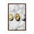 Toile avec cadre en bois brun classique n'est pas disponible