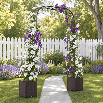 Jardinière en métal enduit de polyéthylène