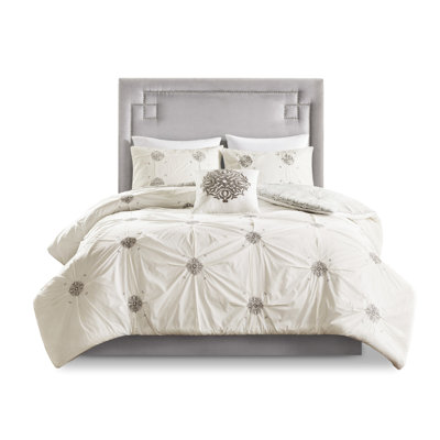 Full/Queen Reversible Duvet Cover - 4 Piece, Shabby Chic, Embroidered Cotton With Detail And Medallion Design, Includes Cover, 2 Shams 1 Decorative Pillow, Machine Washable Piece Full/Queen, Chic