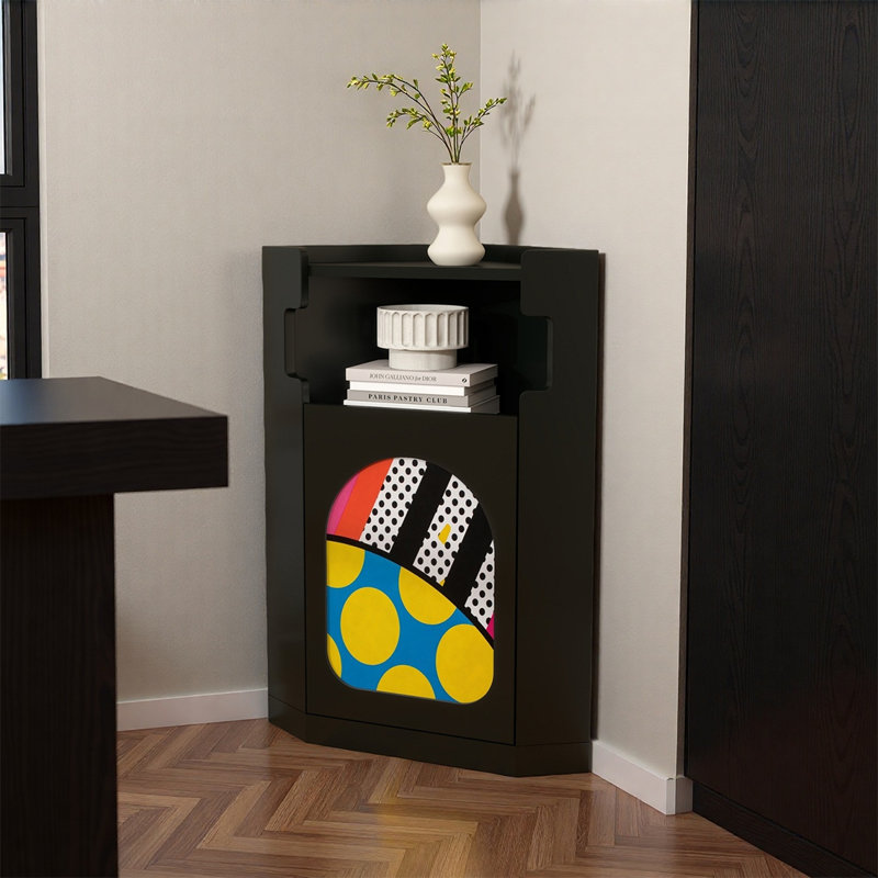 Armoire rustique en bois de pin noir