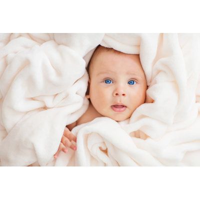 Bébé tchèque de race blanche par Kapulya
