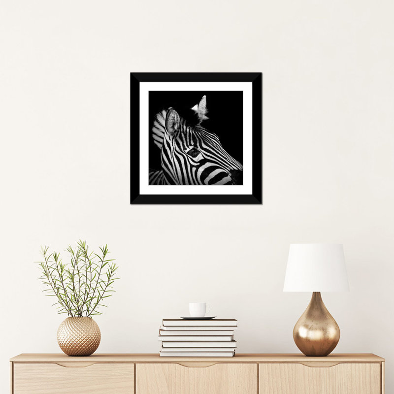 « zèbre ii », reproduction de photo sur toile, H 16 po x l 16 po x P 1 po, Papier d'art encadré noir, Blanc