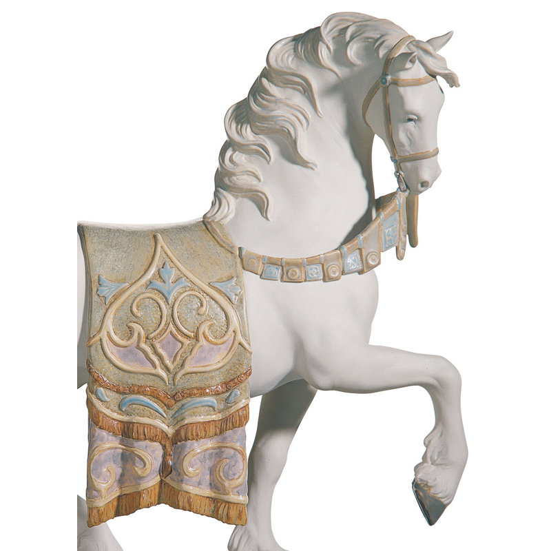 Regal Steed Figurine, Beige/White