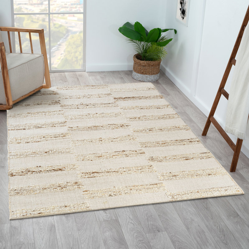 Tapis ivoire / naturel tissé à plat à la main Garvin, Rectangle 7 pi 9 po x 9 pi 9 po