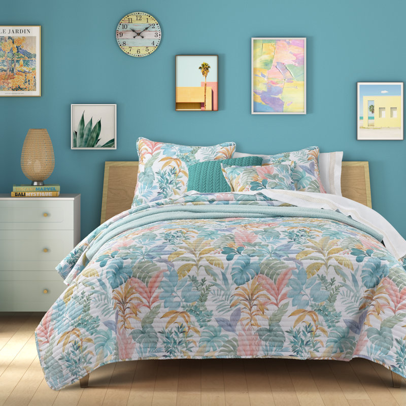 Blue Boho-Chic Microfiber Queen Quilt Set with Botanical Print