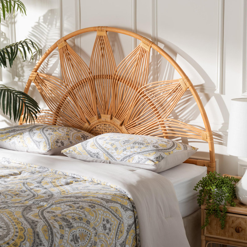 Breidyn Headboard, Queen