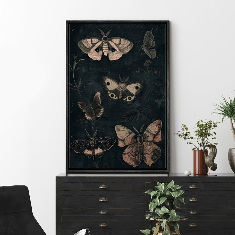 Moth Butterfly Moody, gothique, animaux, peinture florale foncée, Noir, H 24 po x l 16 po