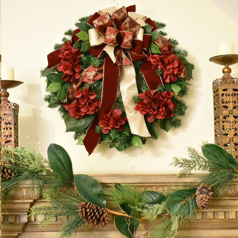 24 " Mixed Greenery Wreath