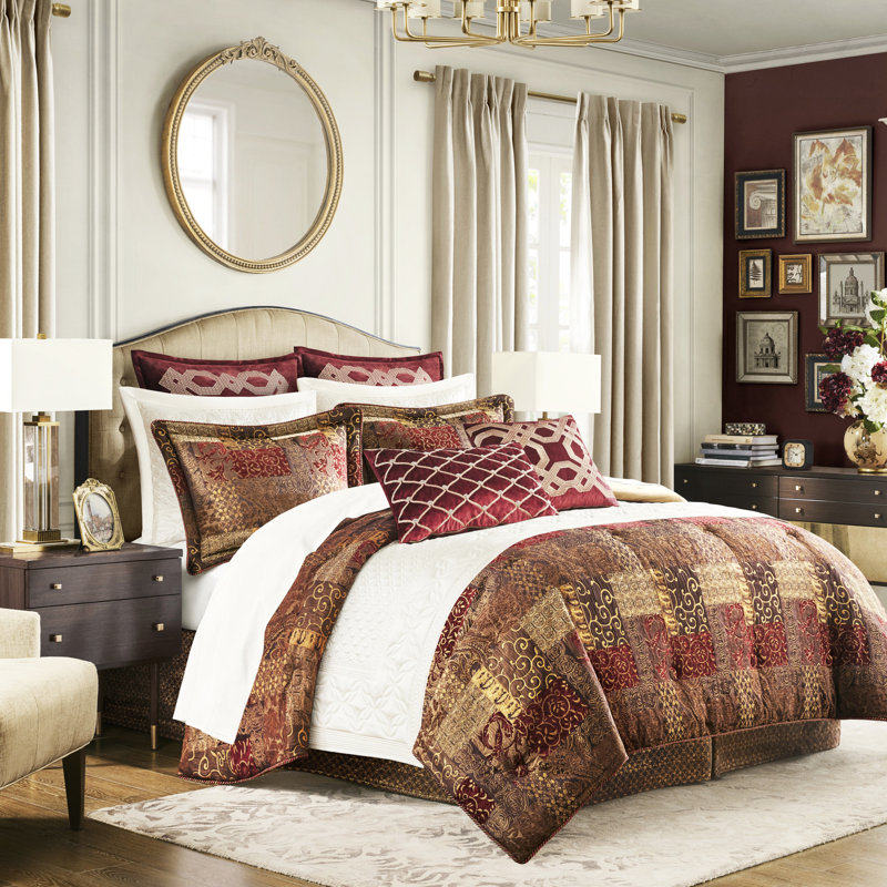 4 pièces, édredon, brun, grand lit, devant en chenille, dossier teint uni, brun doux et luxueux pour une fermeté accrue, taies décoratives latérales