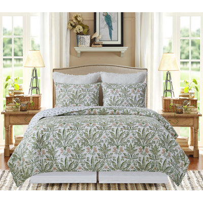 Lana Palms Quilt Set