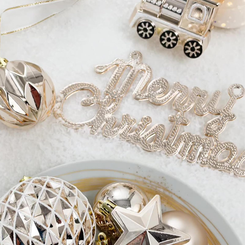 Ensemble de 65 boules de Noël décoratives