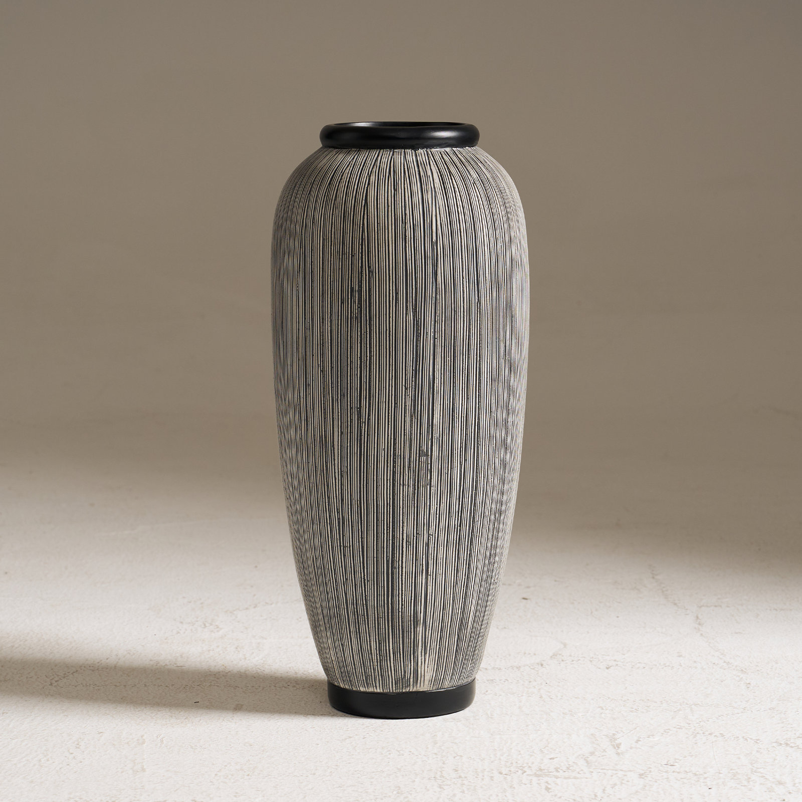 Belita Table Vase