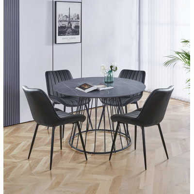 Mose 4 - Person Dining Set