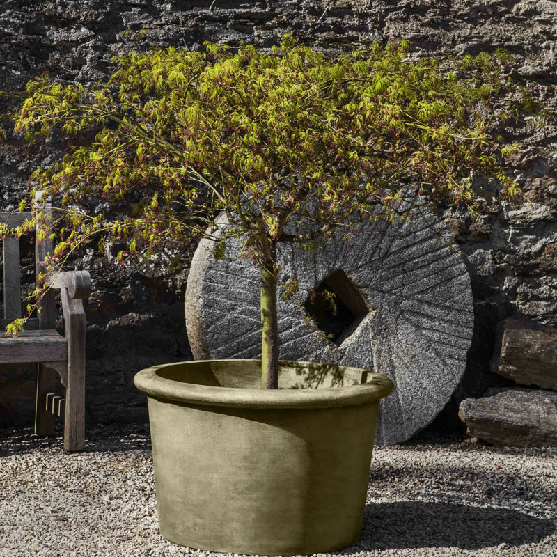 Palo Alto Handmade Planter, English Moss, 20" H x 32" W x 32" D