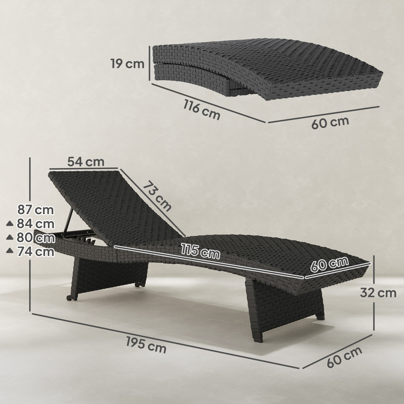 Outdoor Lounge Chair