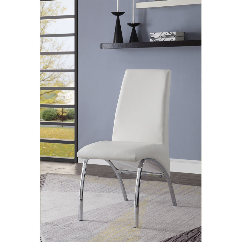 Ensemble de 2 chaises d'appoint en cuir synthétique blanc et finition chromée, Blanc