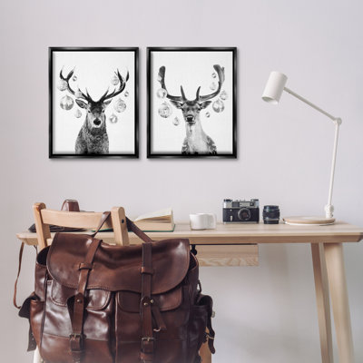 «Black and White Disco Deer», ensemble de 2 toiles flottantes encadrées par Victoria Barnes