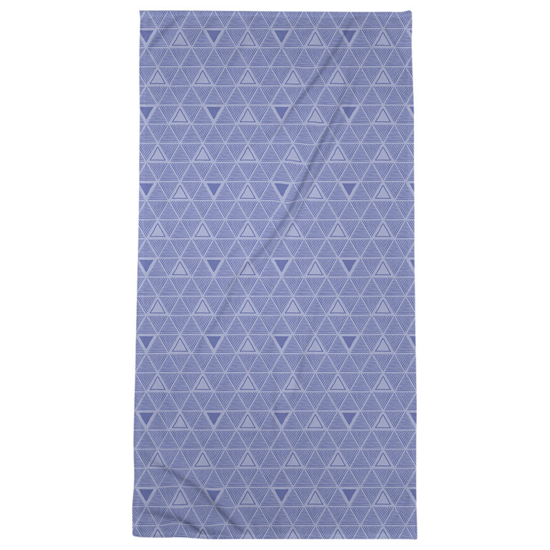 Serviette de plage classique à motif de triangles dessinés à la main, Bleu / Air Force