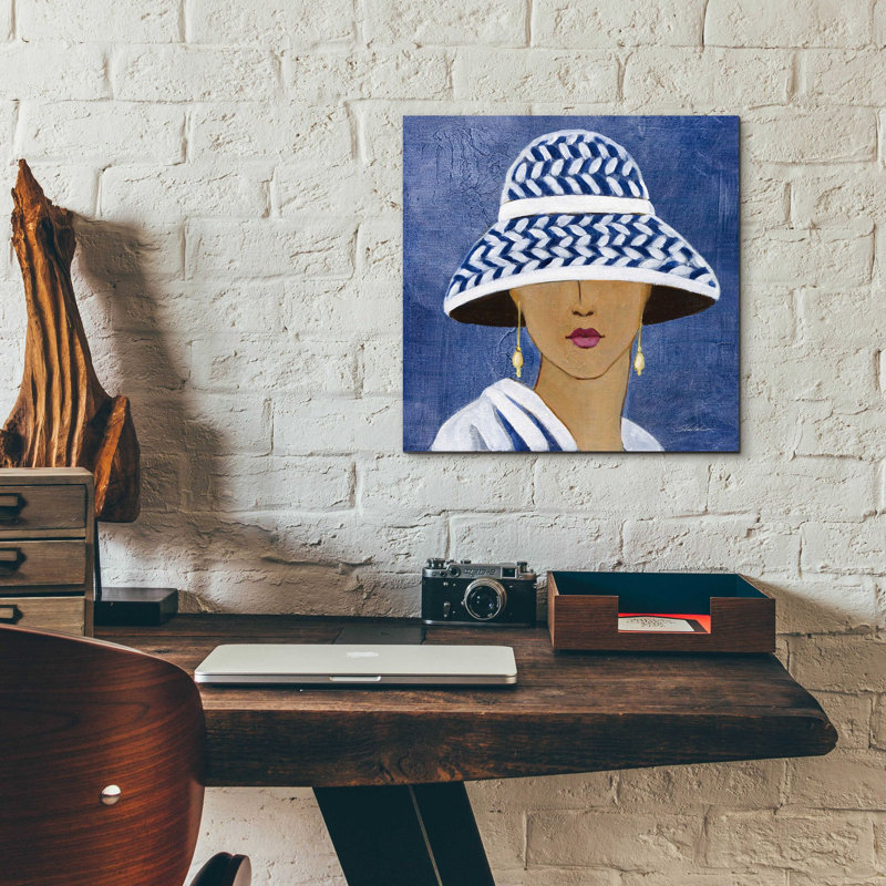 «Lady with Hat II» par Silvia Vassileva, art mural en verre acrylique, H 12 po x l 12 po x P 0,13 po