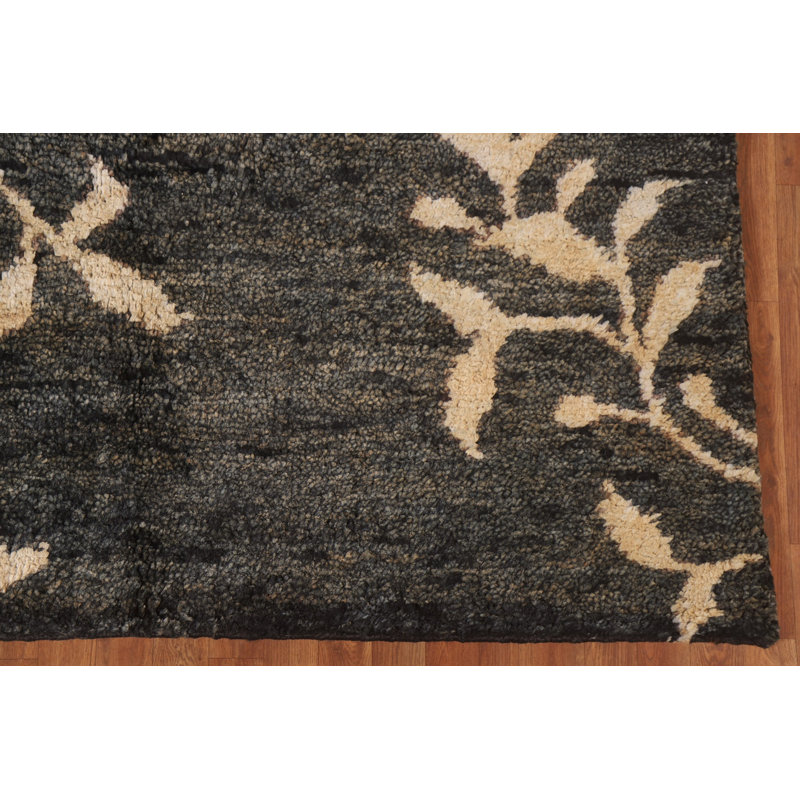 Tapis noir imprimé nature 7 x 7
