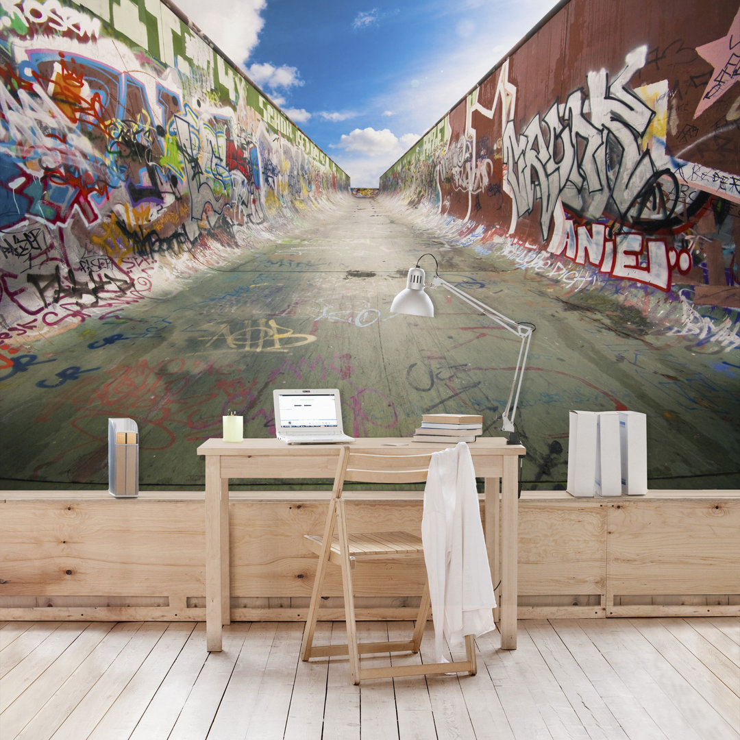 Starnes Skate Graffiti 2.55m x 384cm Wallpaper