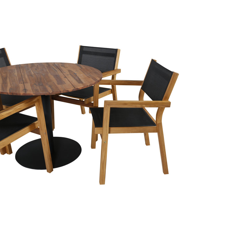 Bassett 4 - Person Dining Set
