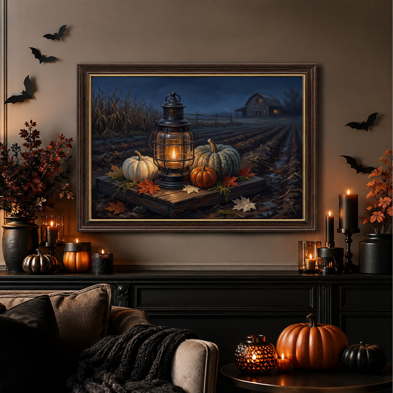 Toile d'Halloween lanterne rougeoyante et citrouilles près d'une grange la nuit, H 12 po x l 18 po