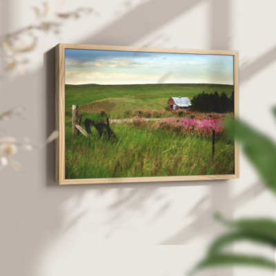 Eden Flower Fields And Barn - Reproduction encadrée - Restickable