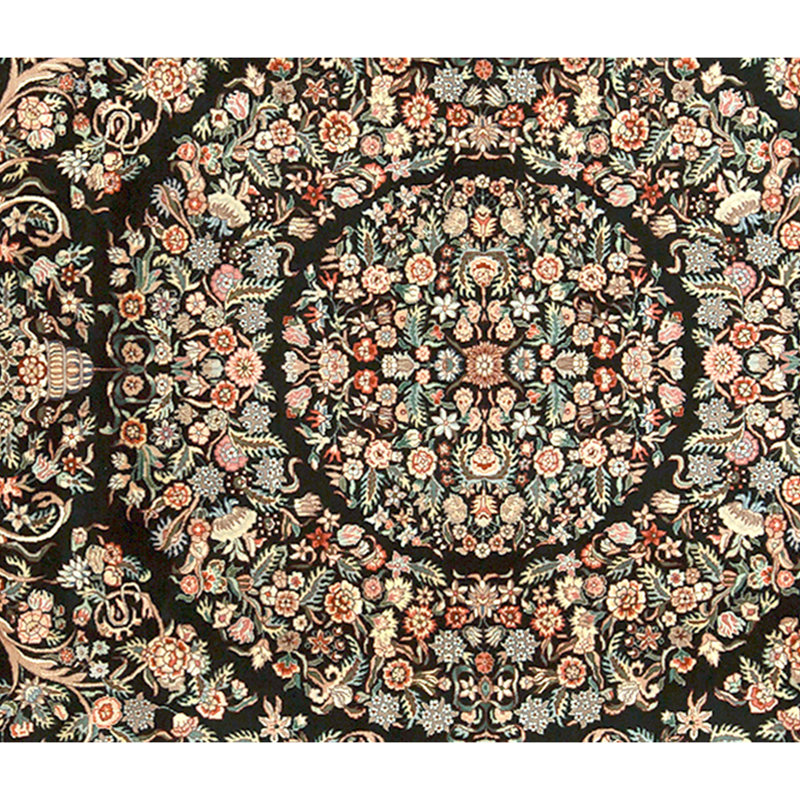 Tapis noir noué à la main de haute qualité
