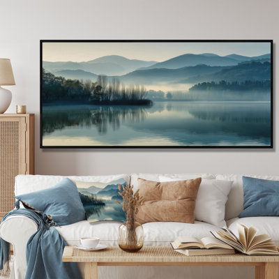 «Blue Serene Lake At Dawn With First Light», reproduction d'art sur toile, paysage bleu